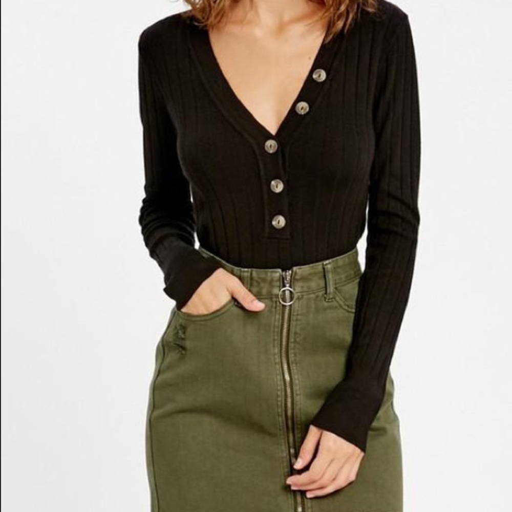 Buttoned Down Cardigan Top Black